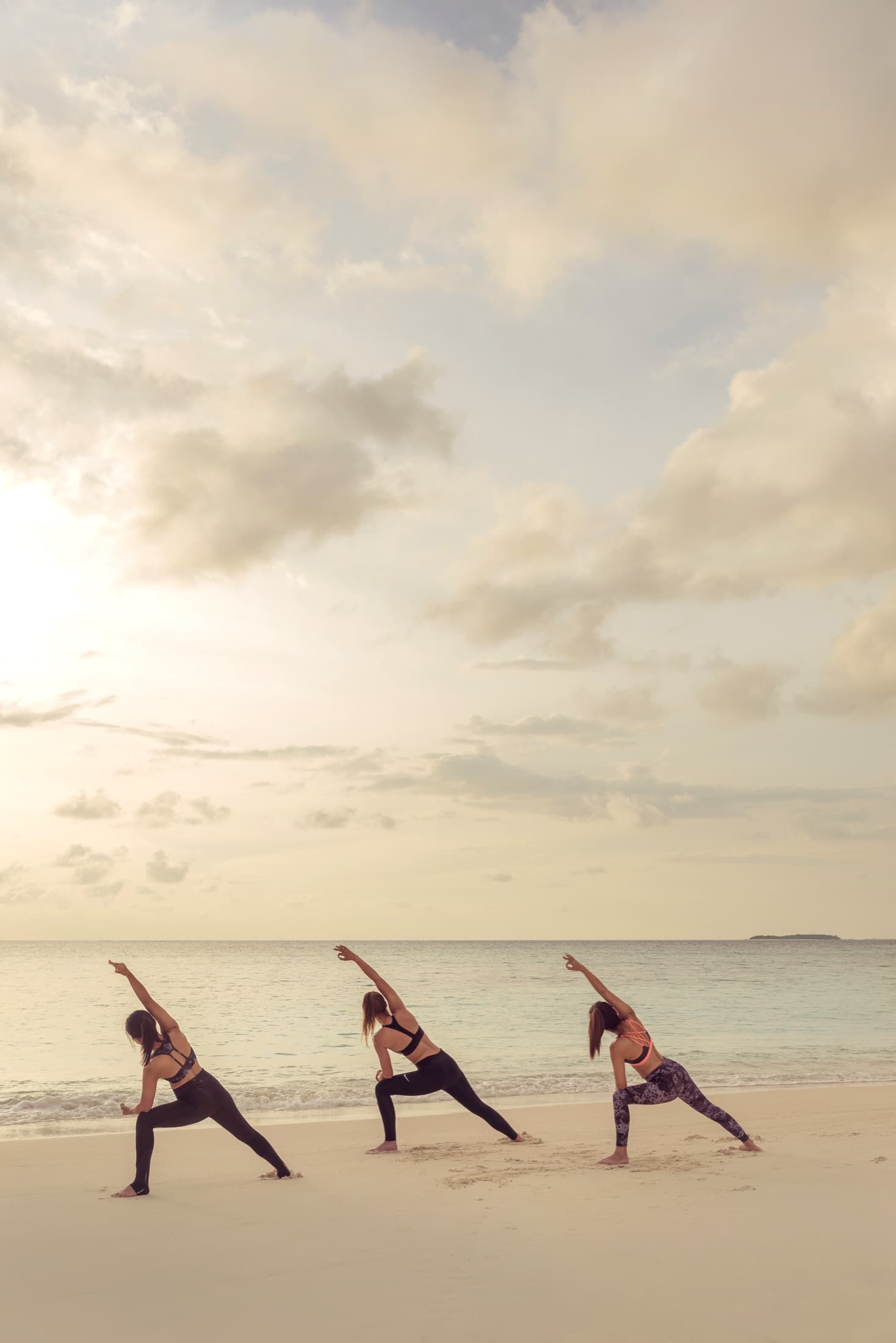 Yoga session at Fushifaru