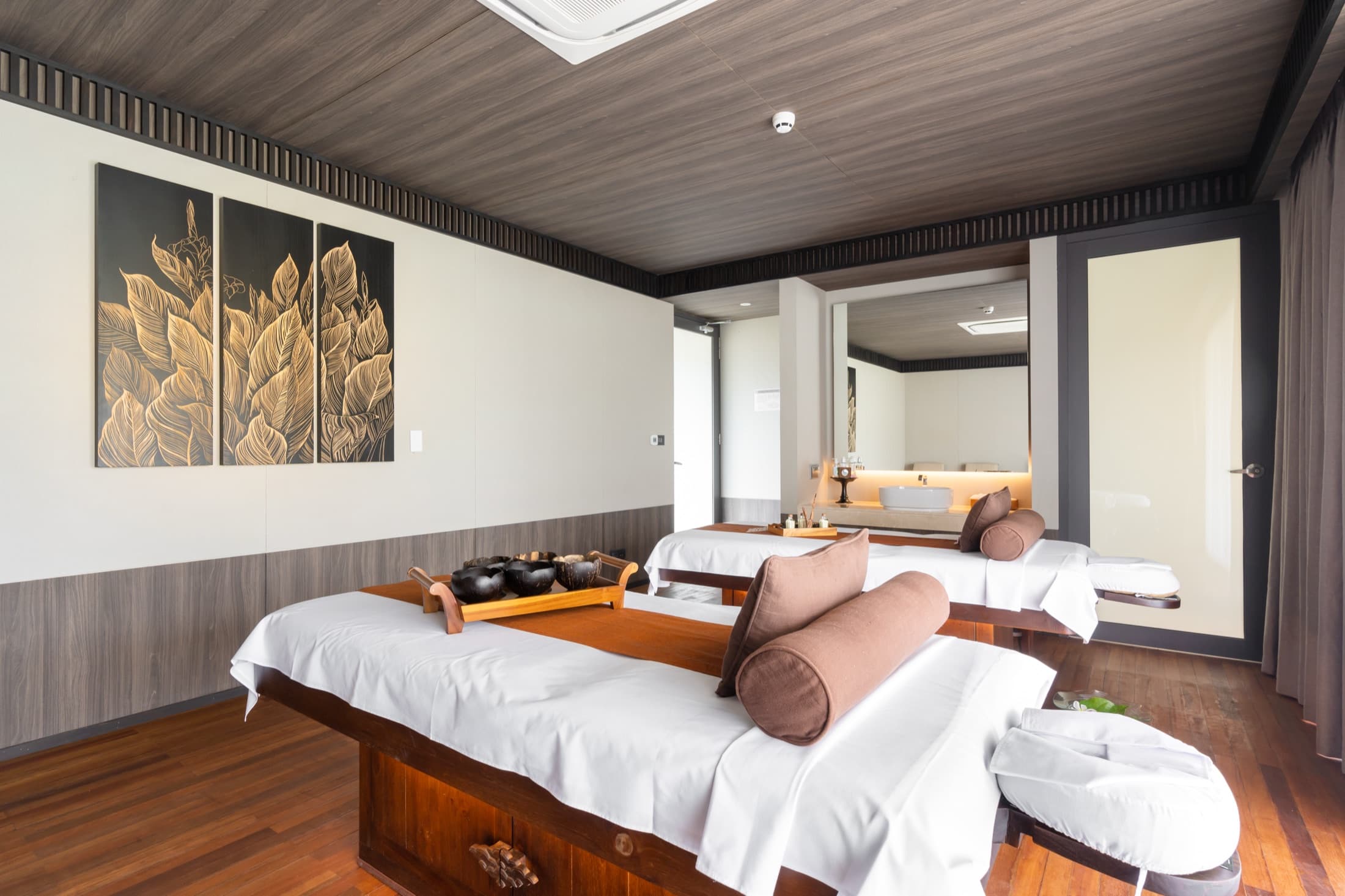 Mandara Spa treatment room
