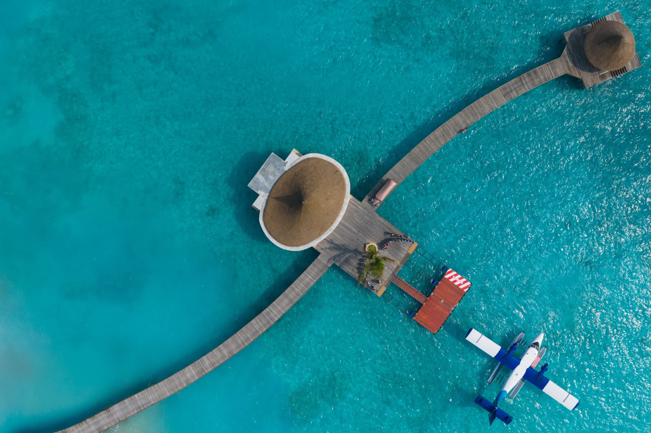 The seaplane journey in to the island