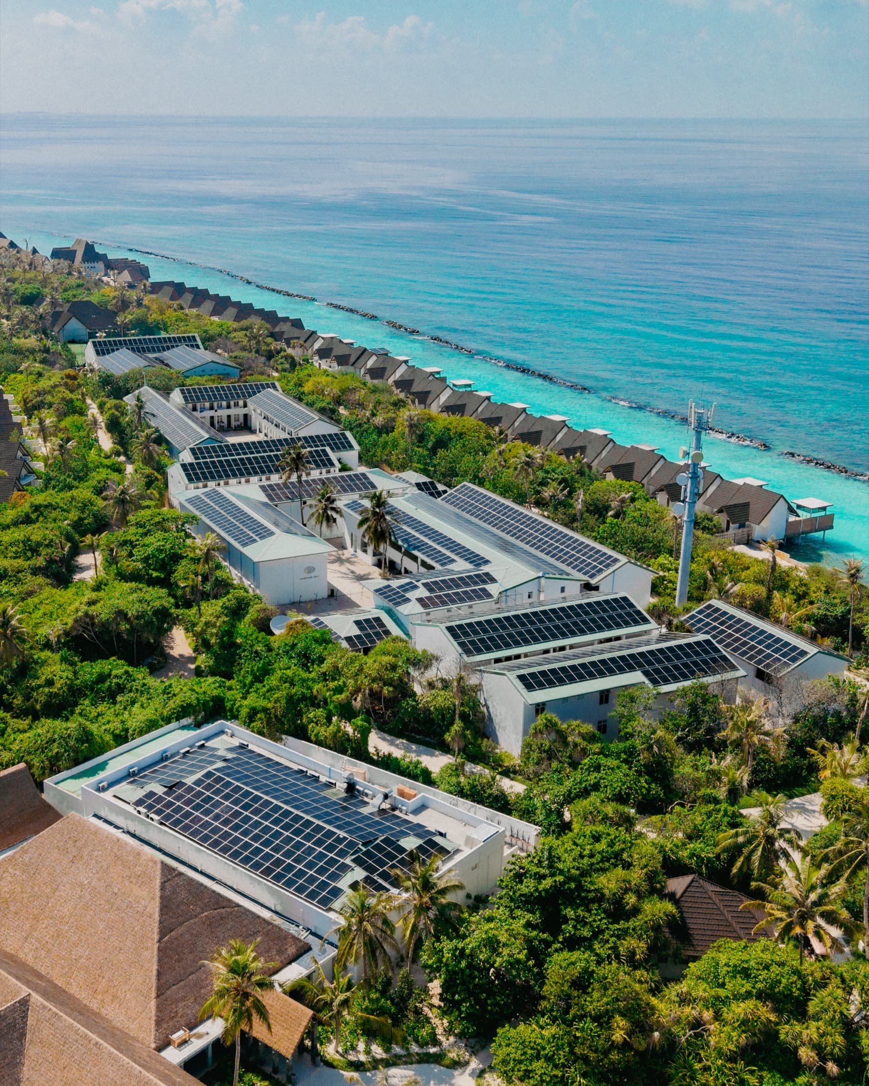 Solar panels at Meyyafushi
